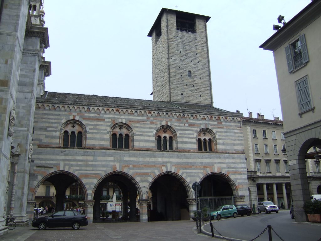 Palazzo del Broletto a Como