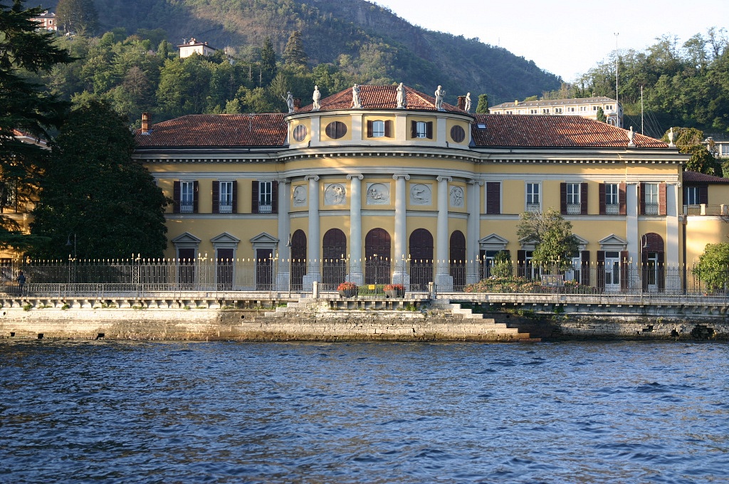 Villa Saporiti, sul lago di Como